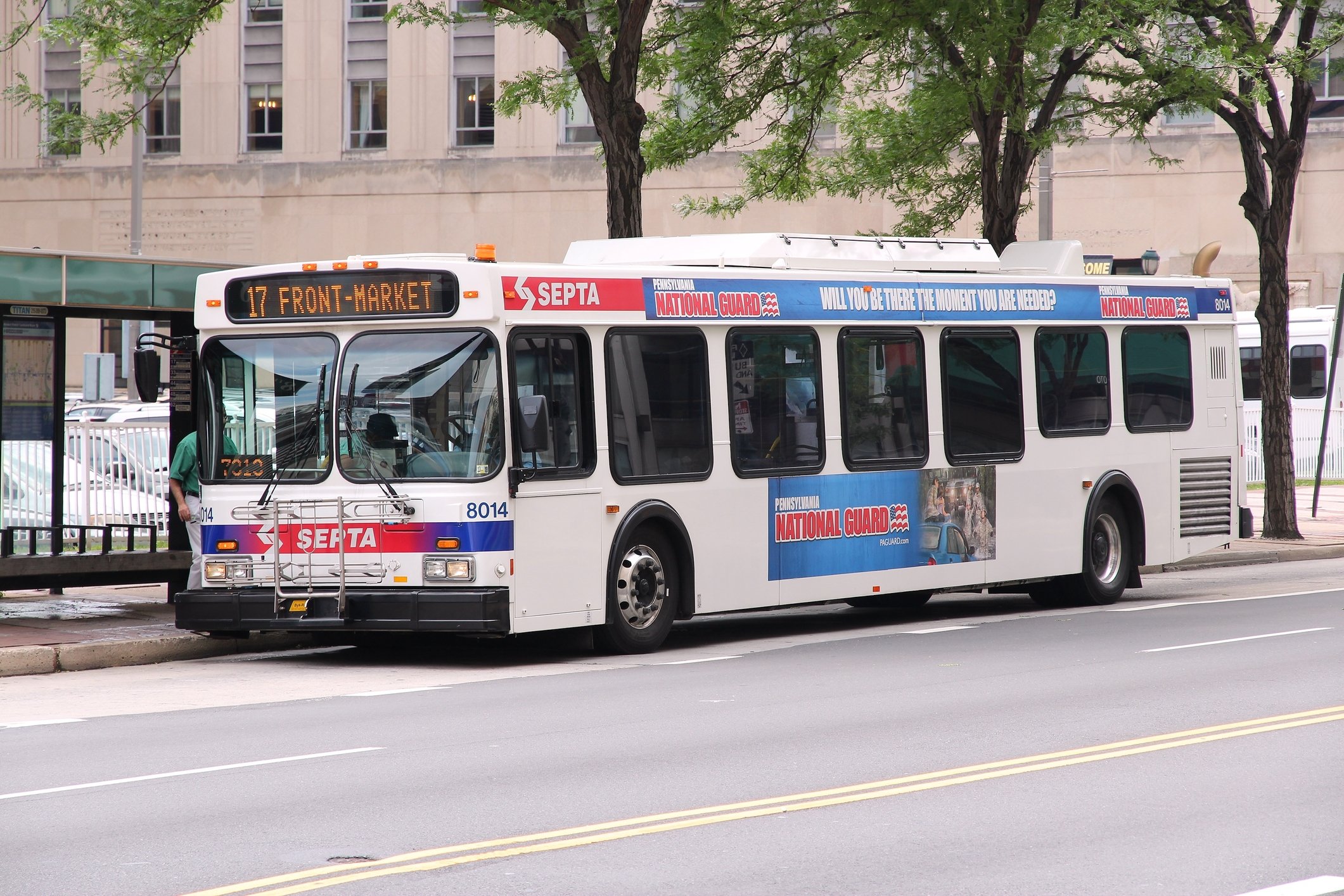 Man taken into custody after machete attack on SEPTA bus