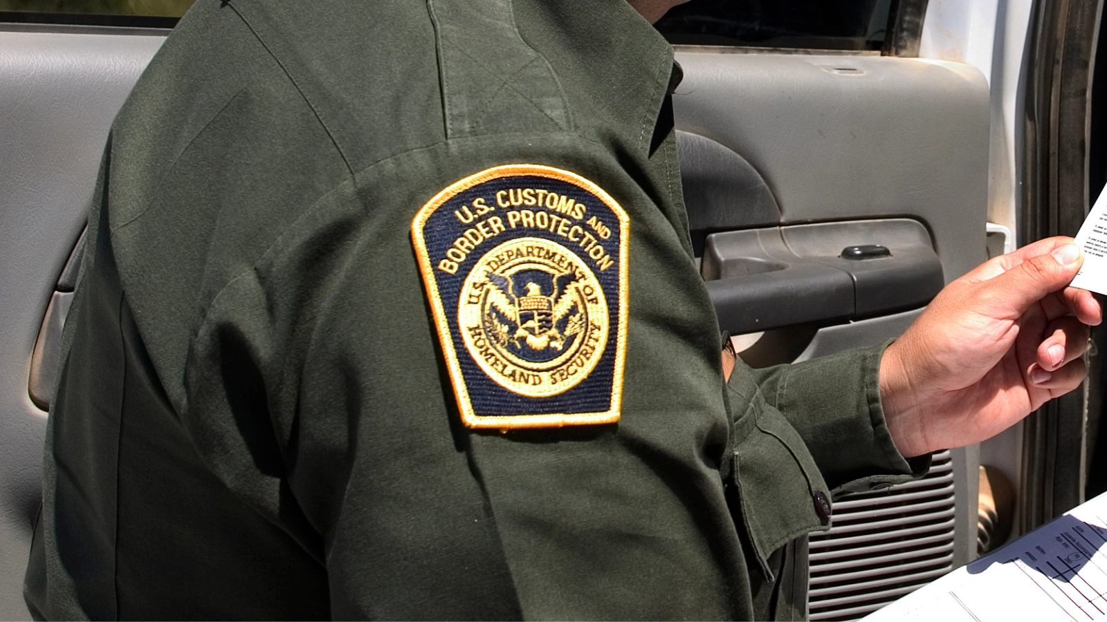 U.S. Border Patrol Agent Fatally Shot by Suspected Migrant in Shocking Vermont Traffic Stop