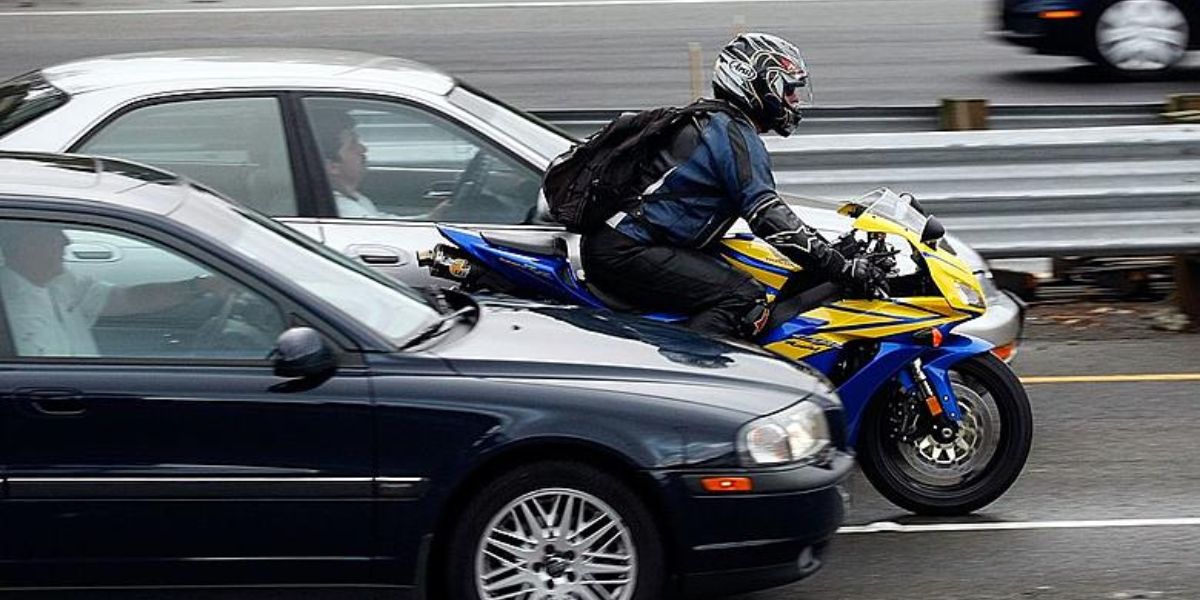 Maine’s Lane Splitting Laws What Riders Need to Know About Safety and Legality