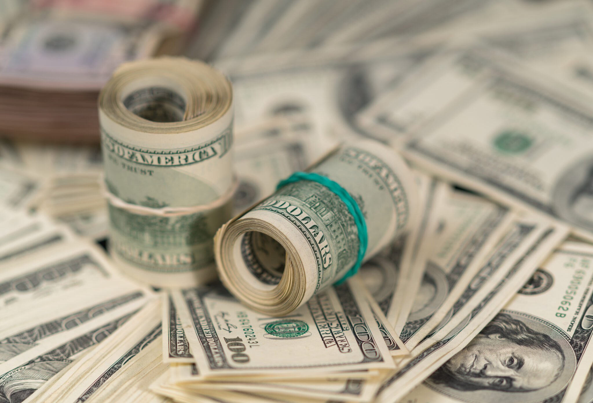 Silver Spring lottery player claims $1 million prize just after buying new home