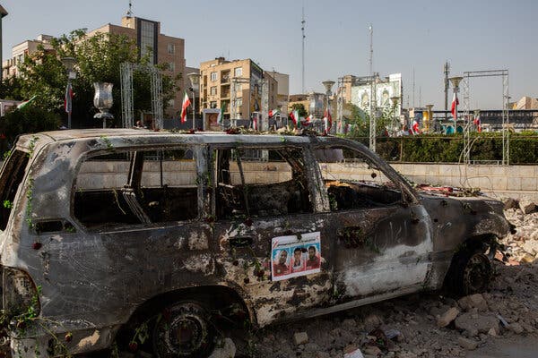 China and Russia Keep Their Distance From Iran During Crisis