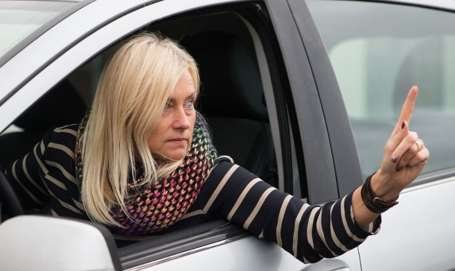 Can You Get Arrested for Flipping Off a Cop in Mississippi? Check Before You Do It