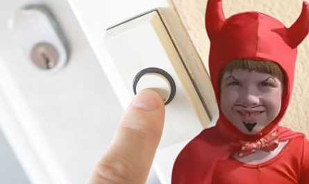 Is Ding Dong Ditching Illegal in Arizona Here’s What the Law says about the Prank