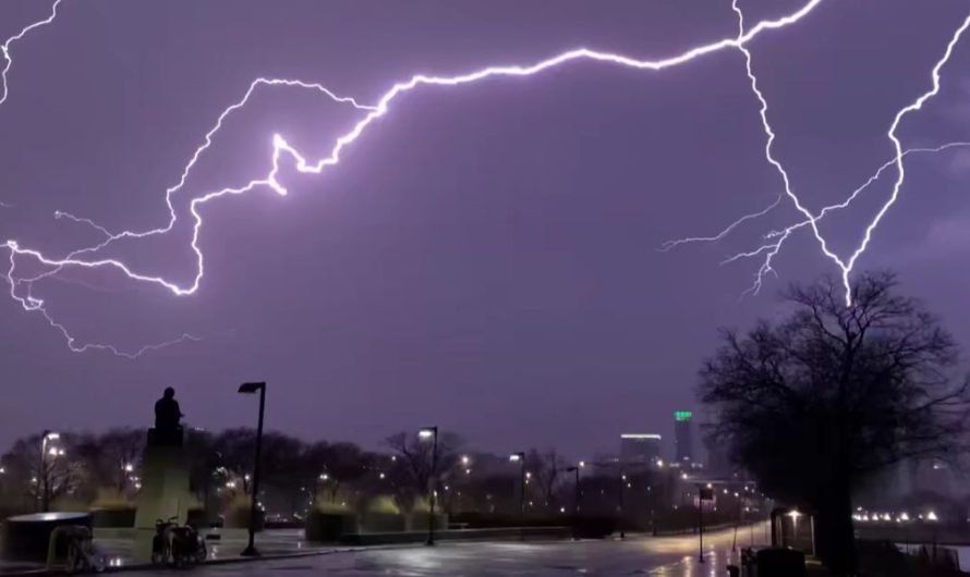 Severe Storms and Flash Flooding Threaten Chicago and Northern Illinois