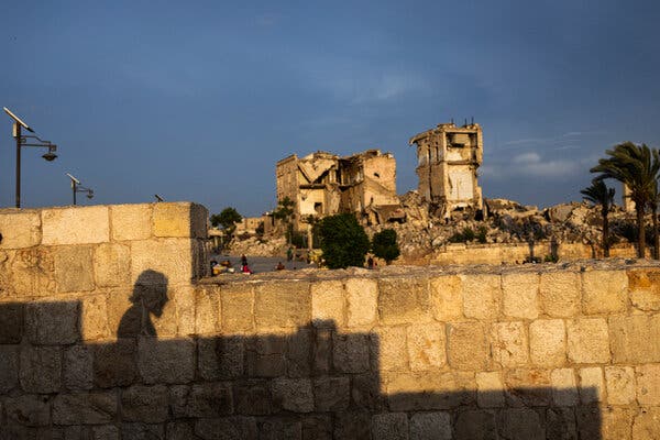U.S. Conducts Rare Raid in Syria, Killing a Senior Islamic State Leader