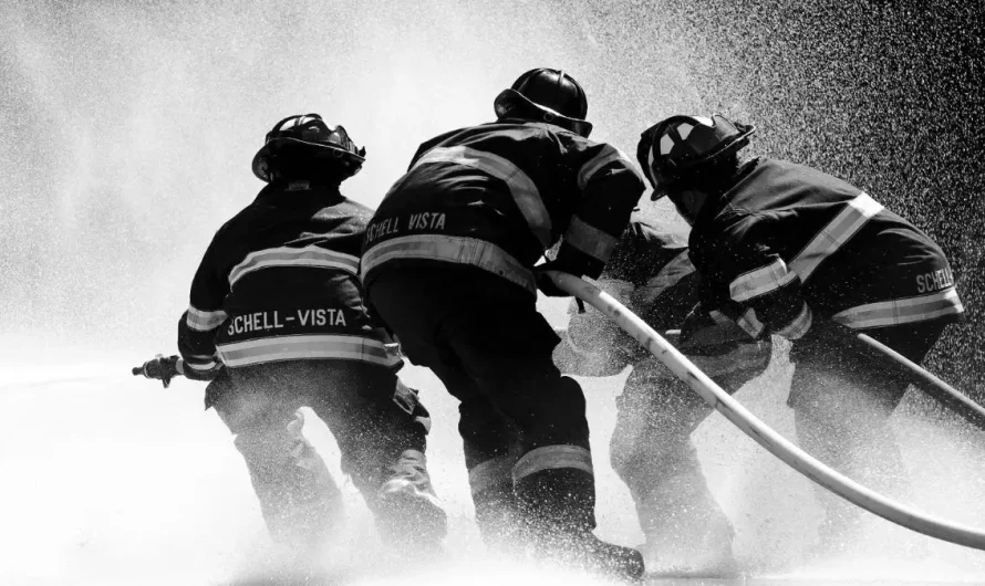 Fire Destroys Kennewick House; Two Firefighters Suffer Heat Exhaustion