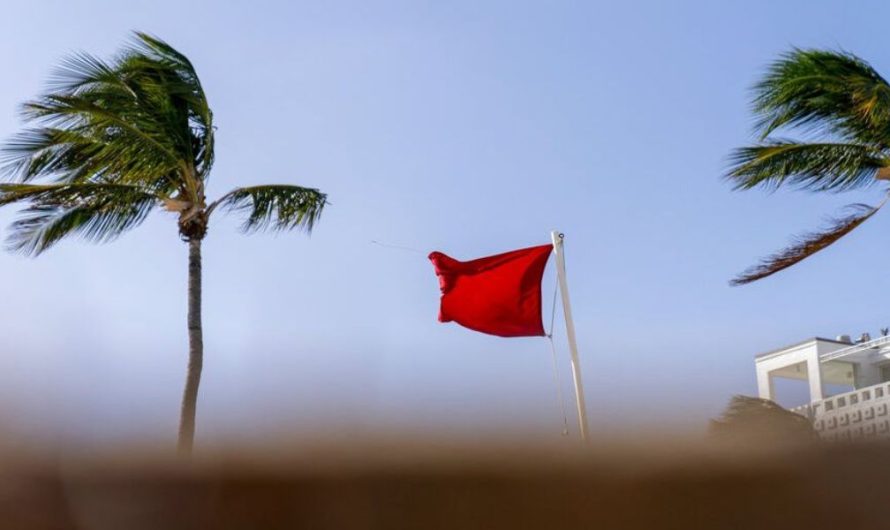 Red Flag Warning Issued Across Hawaiian Islands Amid Extreme Wildfire Risk