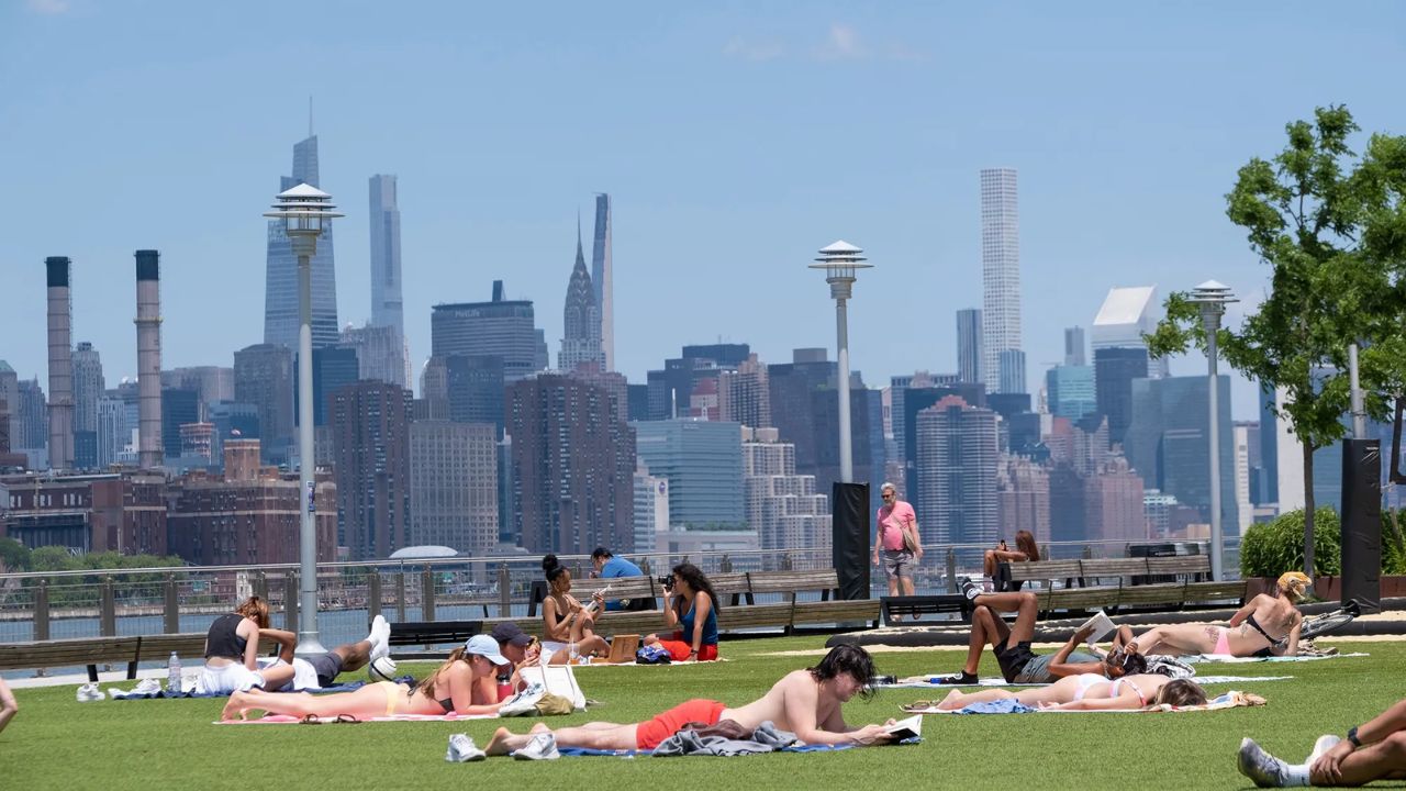 Sunny Skies and Mid-80s Warmth Through Tuesday in New York and New Jersey Region