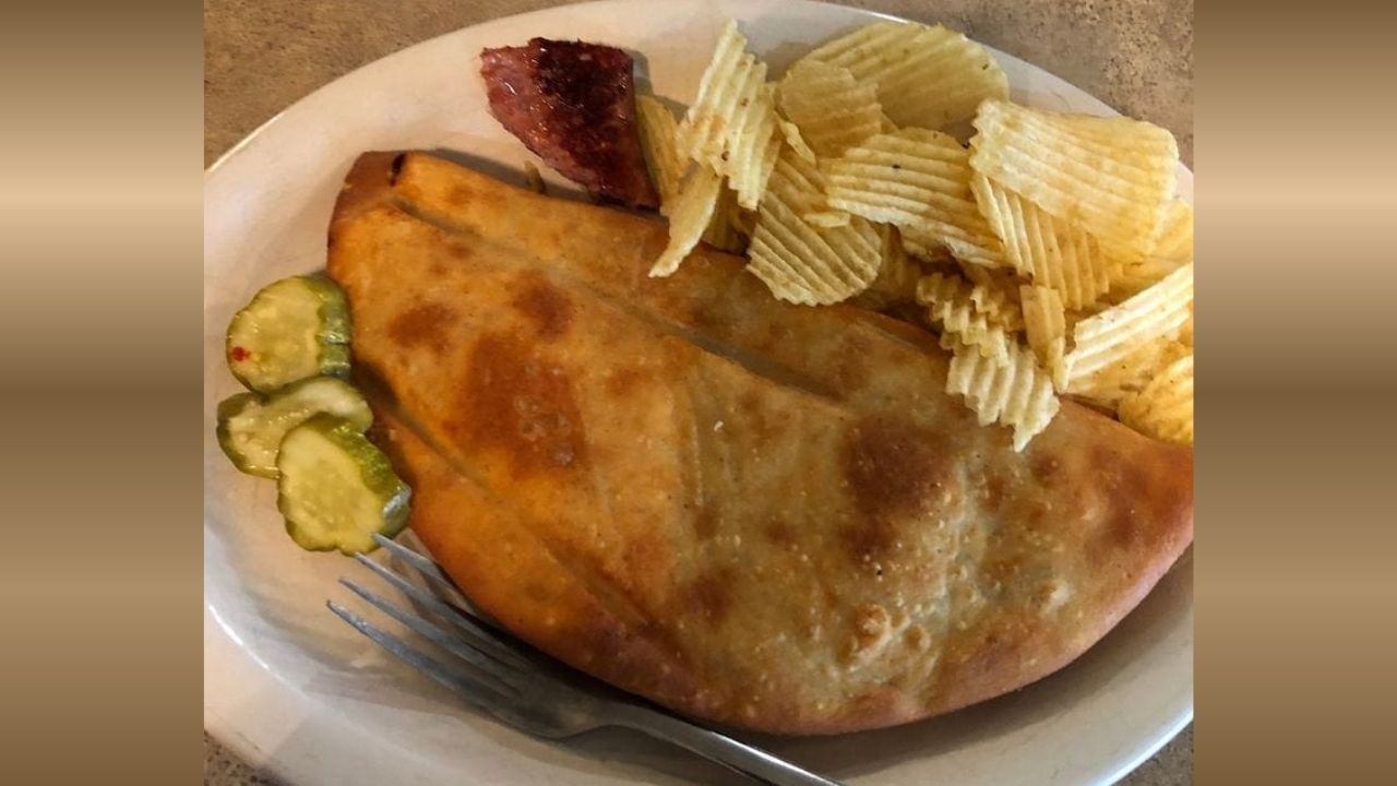 North Dakota Pie Shops That Feel Like Grandma’s Kitchen: Top 5 Cozy Spots to Savor Homemade Pies