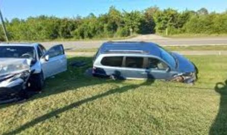Merritt Island, FL – Crash with Injuries Blocks Left Lane on S Tropical Trail Near FL 520