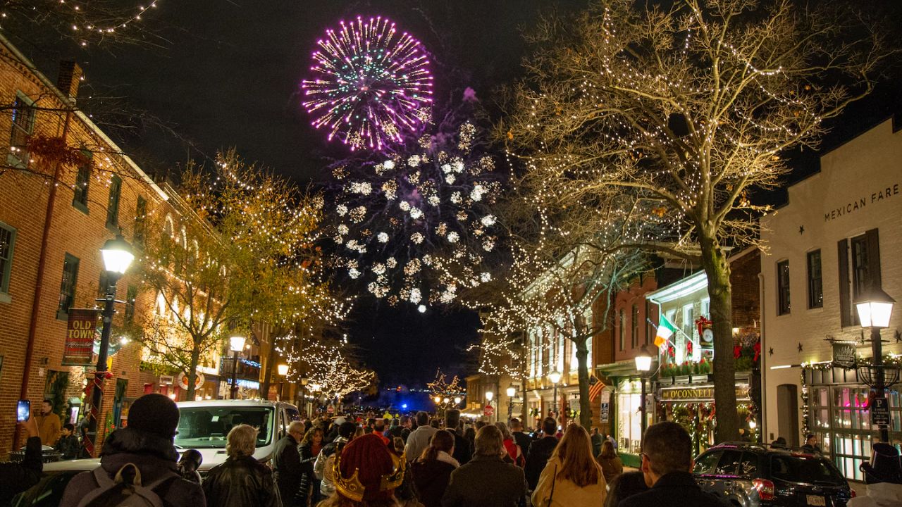 New Year’s Eve 2025: Fireworks, Live Music, and Parties Across the D.C. Area