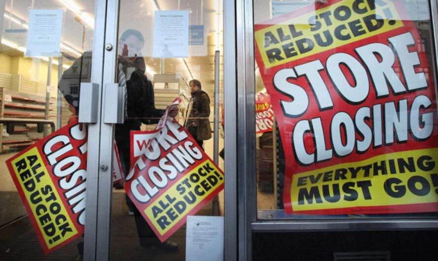 Popular Fashion Retailer Quietly Closes Dozens of Stores as Shopping Habits Shift