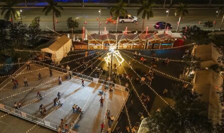 Winter Arrives in Palm Beach County With Jazz Brunch, Beach Bonfires and Holiday Fun This Weekend